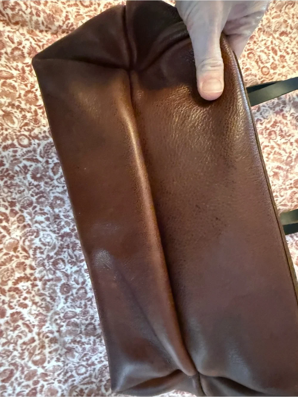 Portland Leather roomy leather
